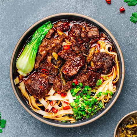 taiwanese beef noodle soup